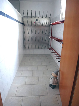 Schuhtrocker im Keller